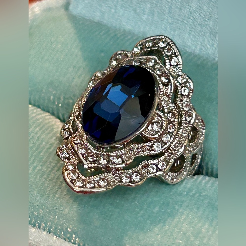 ❤️ Sapphire Rhinestone Fashion Ring